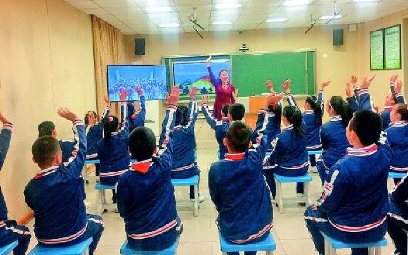 幼兒園教學(xué)一體機(jī)使用效果